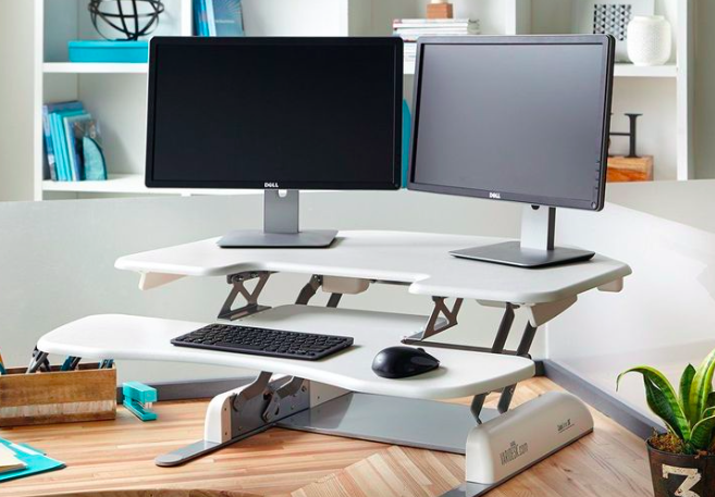 A standing ovation for 3M’s new Sit/Stand Desk.